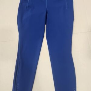 Blue  Leggings Lululemon  Size 8  Exelete Condition